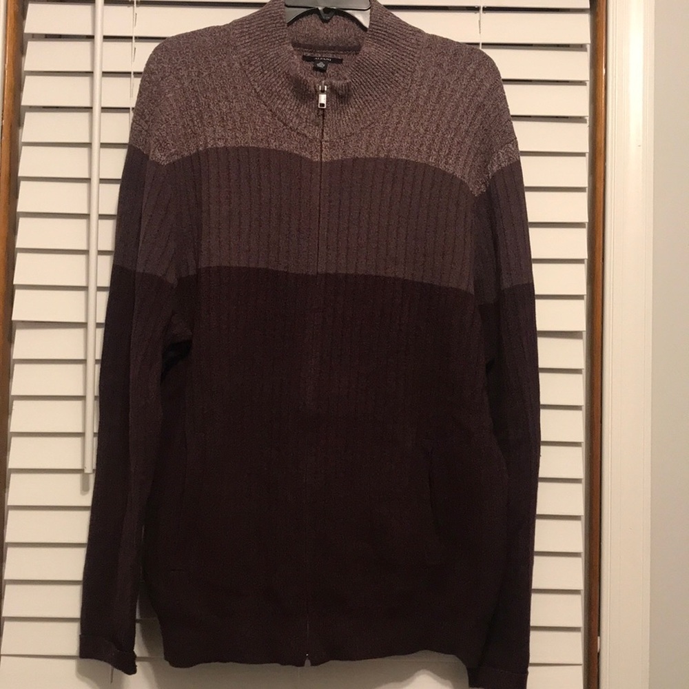 Alfani Men’s XL Burgundy Color Block zip up sweater